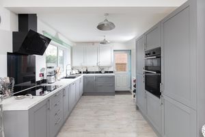 Kitchen- click for photo gallery